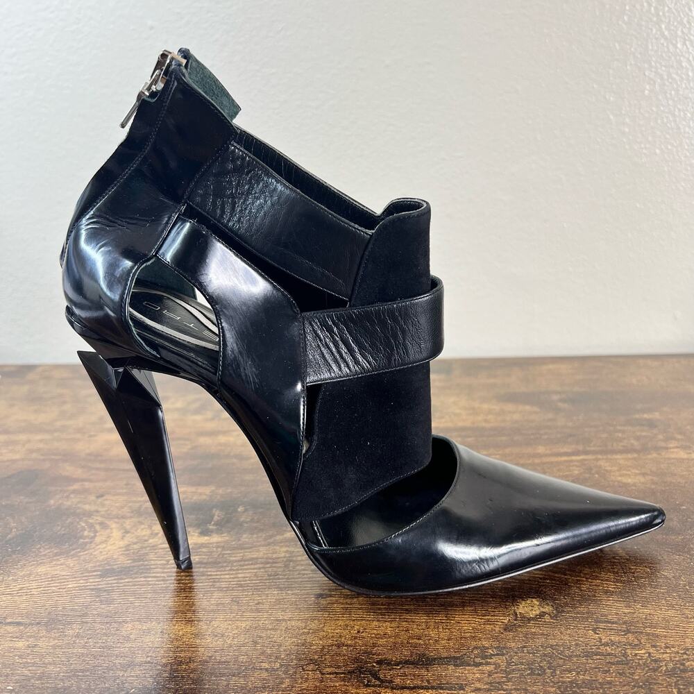ETRO Ankle Booties Boots 9 Black Leather Cone Heel Pointed Toe Luxury Designer